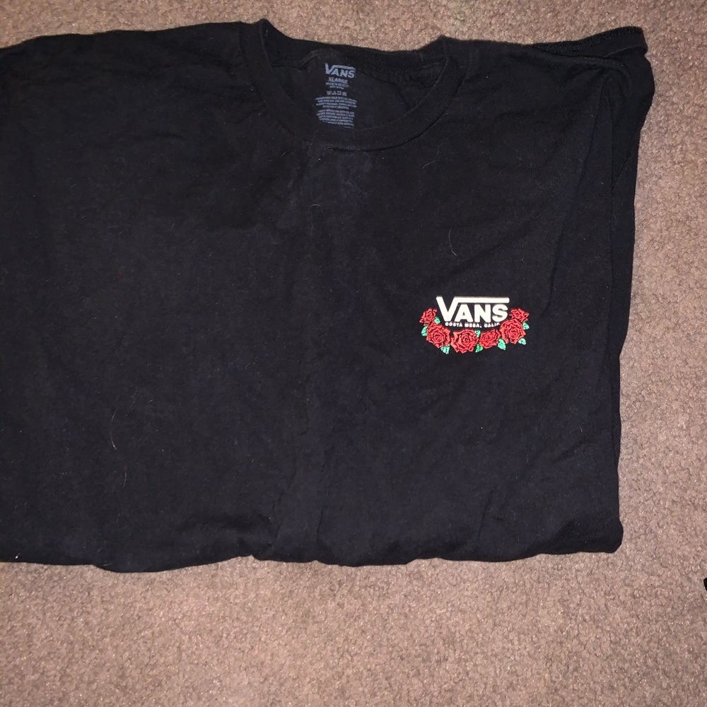 Vans t shirt Size XL black with red roses